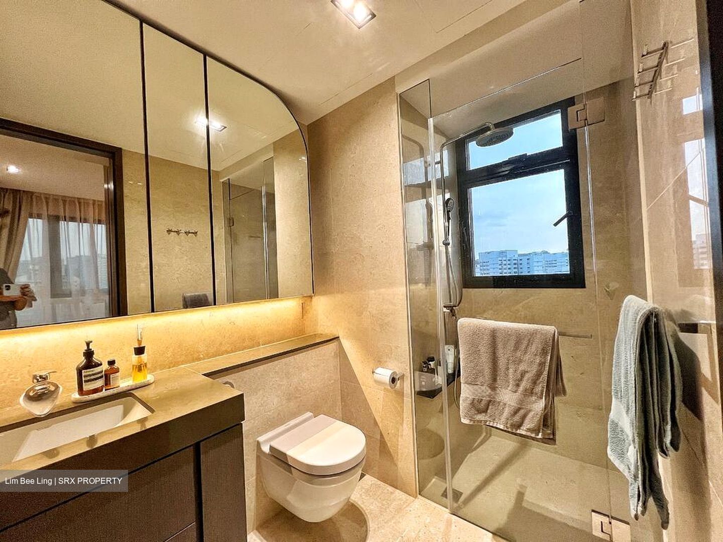 Avenue South Residence (D3), Apartment #566212611